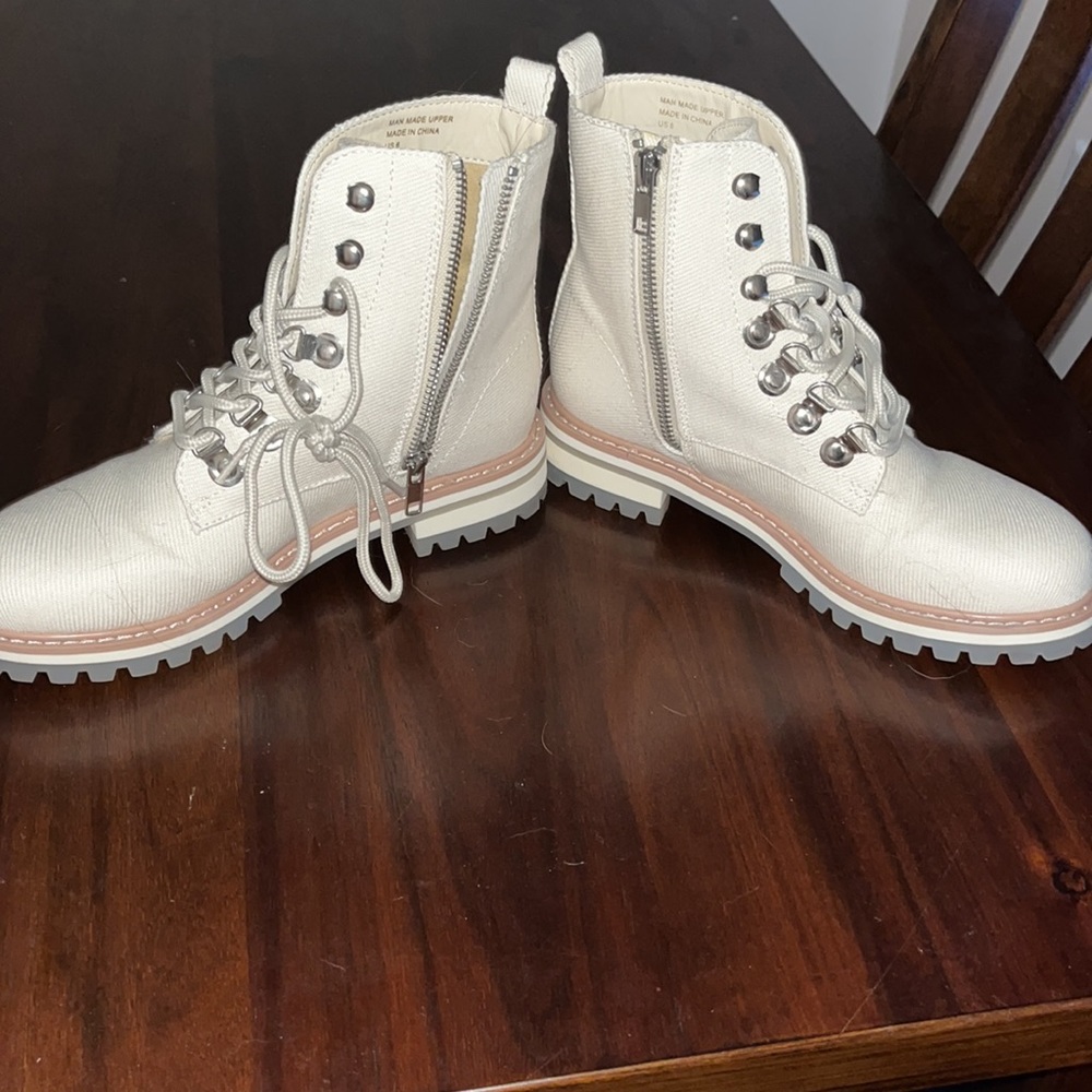 Brand New Oasis Society Beige Boots View 2